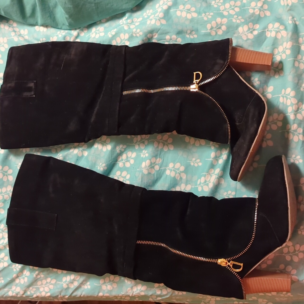 Heeled boots